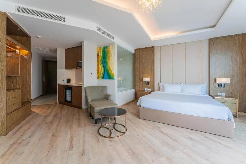 Best View Panorama Condotel Managed By Mlb Nha Trang