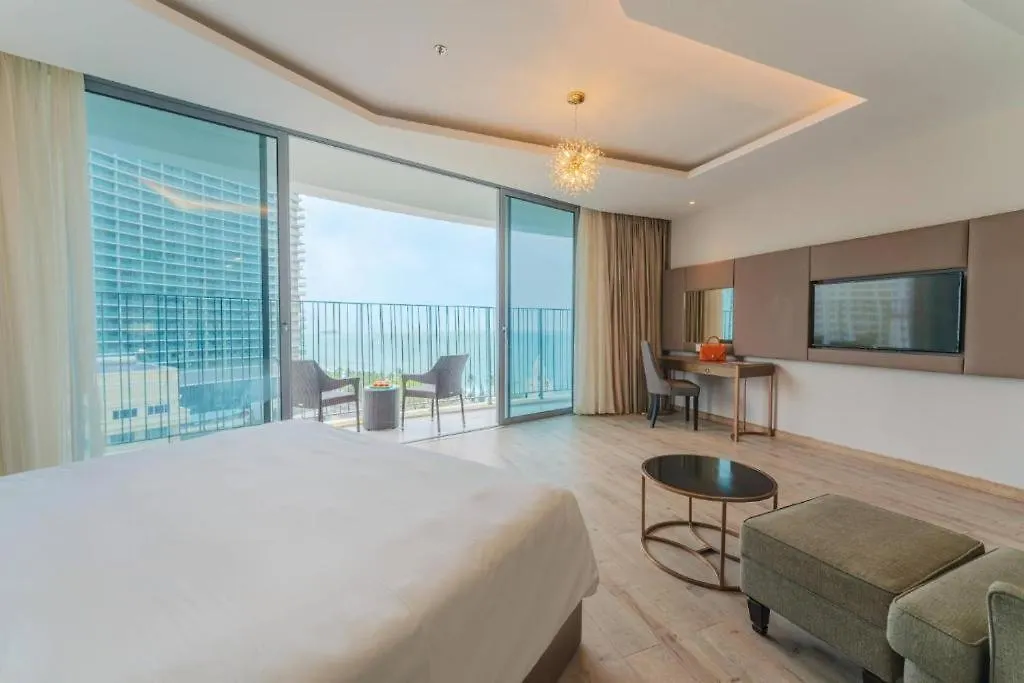 Best View Panorama Condotel Managed By Mlb Nha Trang 4*,