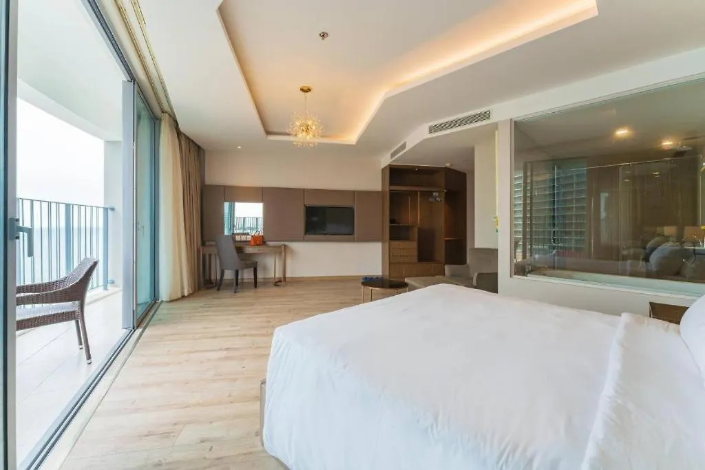 Best View Panorama Condotel Managed By Mlb Nha Trang