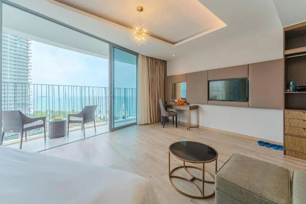 Best View Panorama Condotel Managed By Mlb 나트랑 호텔